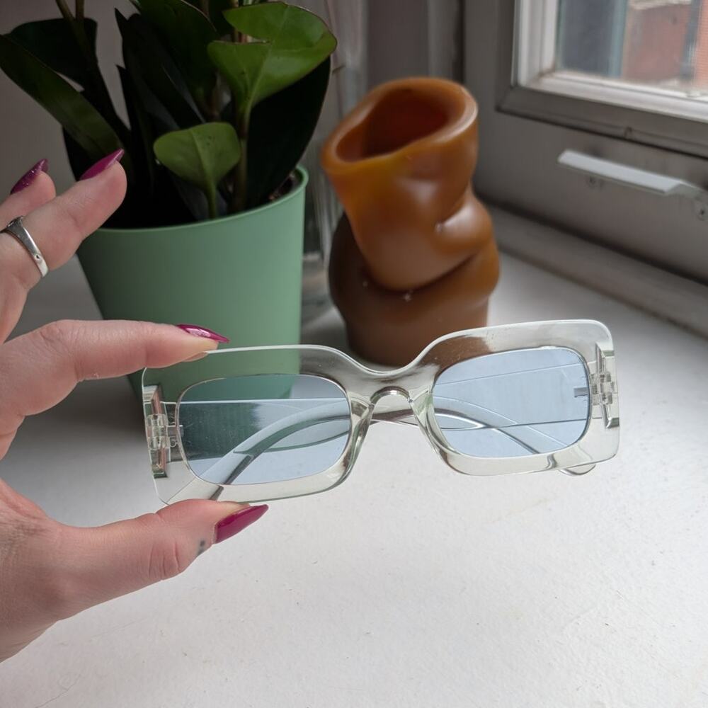 Retro Clear Square Sunglasses Baby Blue Pastel Shades Y2K Festival Chic Sunnies - Picture 4 of 7